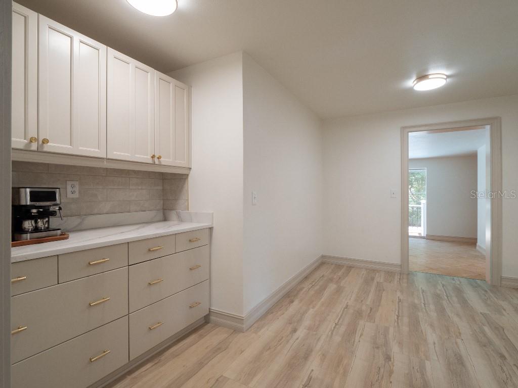 ROSELAND PARK - Residential