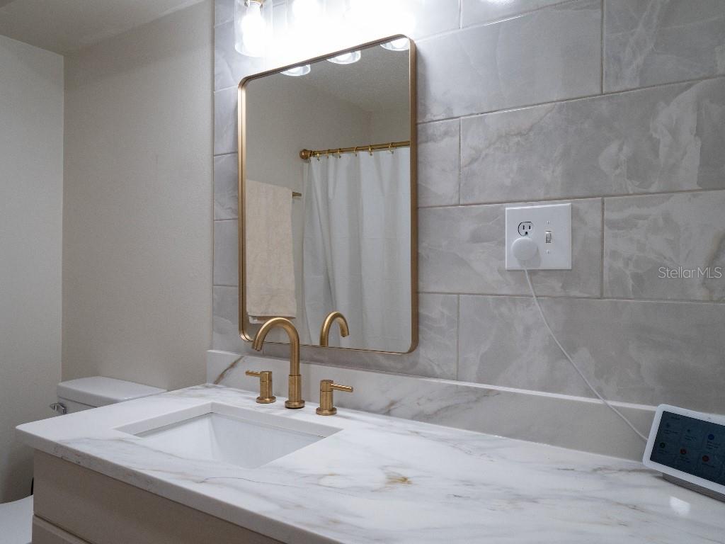 ROSELAND PARK - Residential