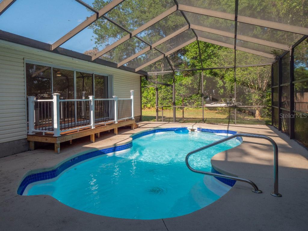 ROSELAND PARK - Residential
