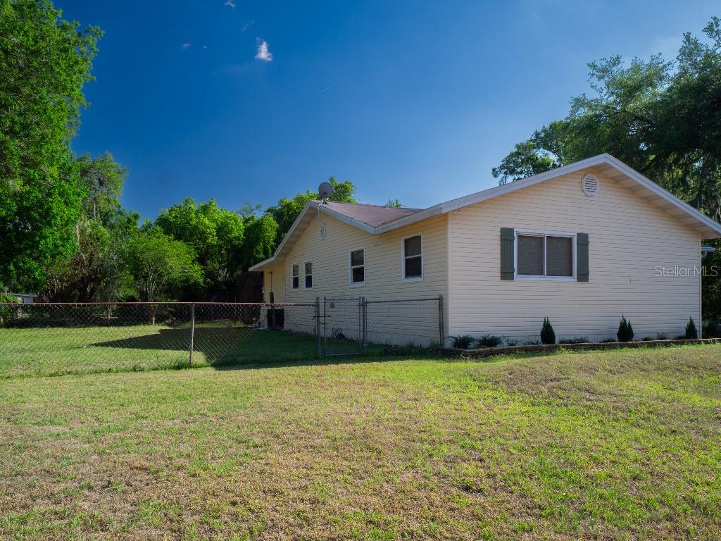 ROSELAND PARK - Residential