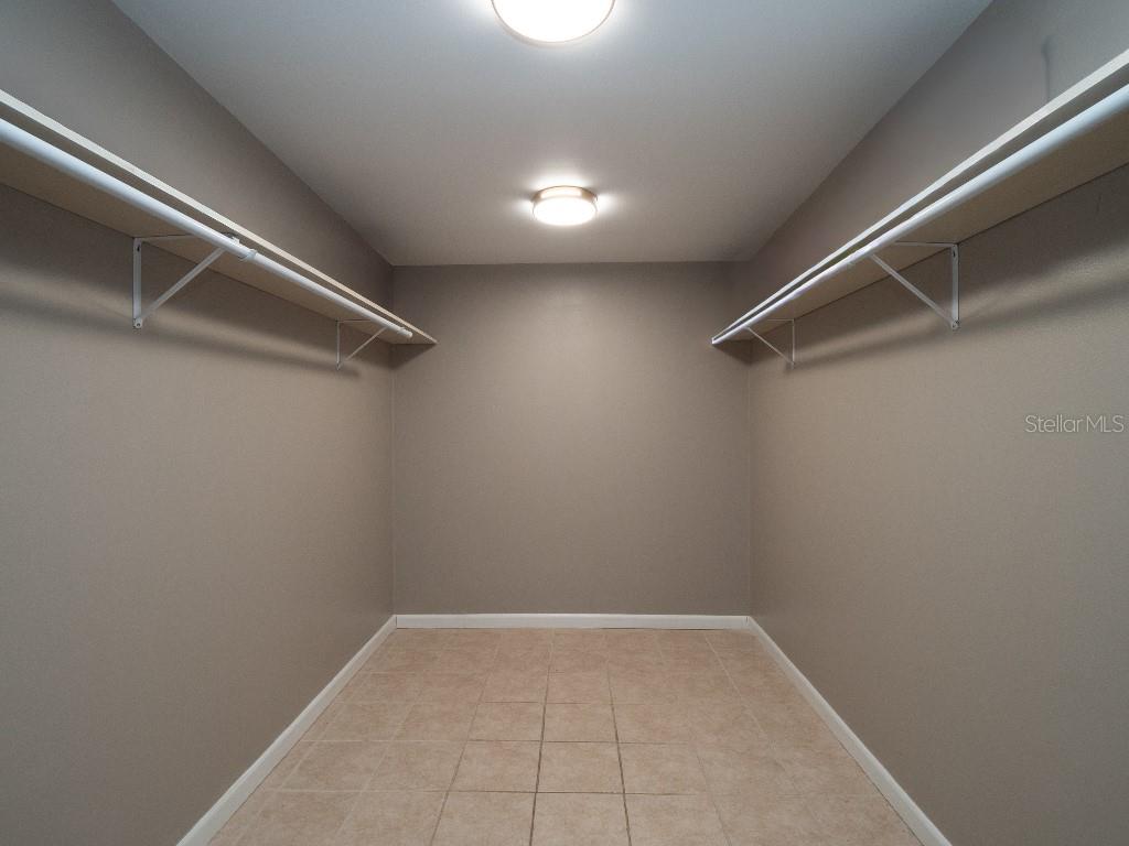 ROSELAND PARK - Residential