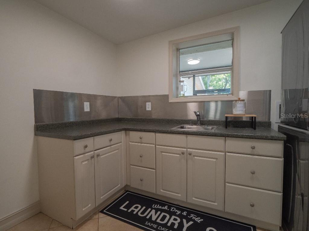 ROSELAND PARK - Residential