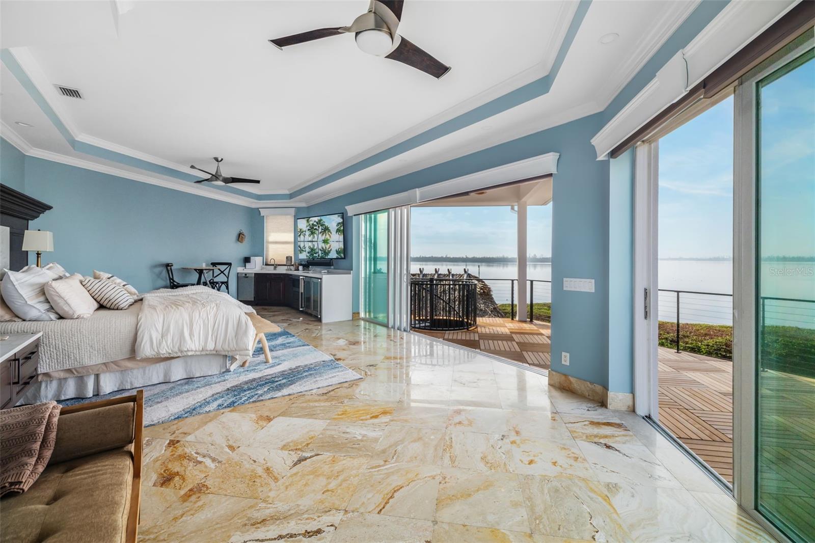 BAY BEACH - Residential