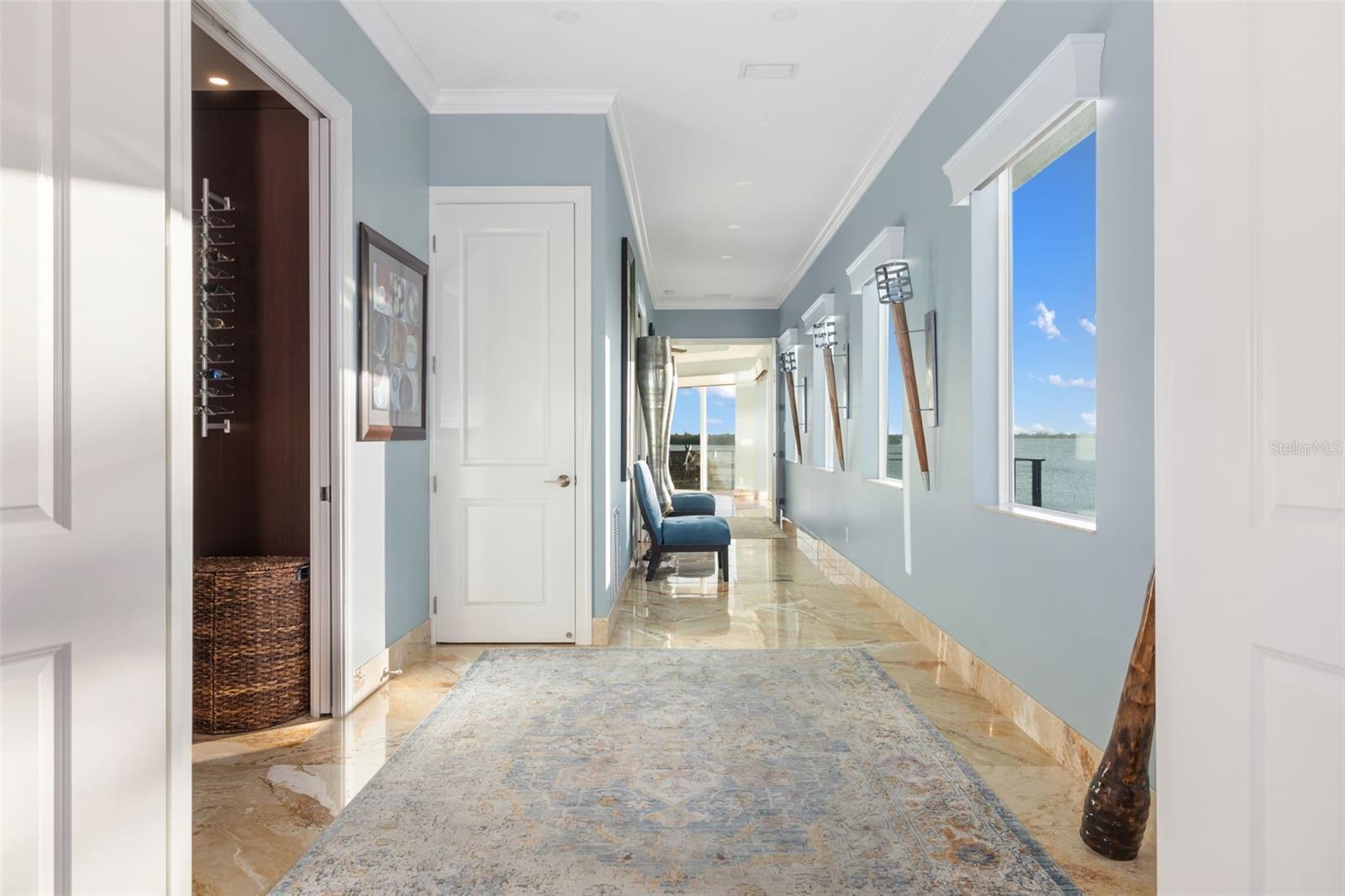 BAY BEACH - Residential