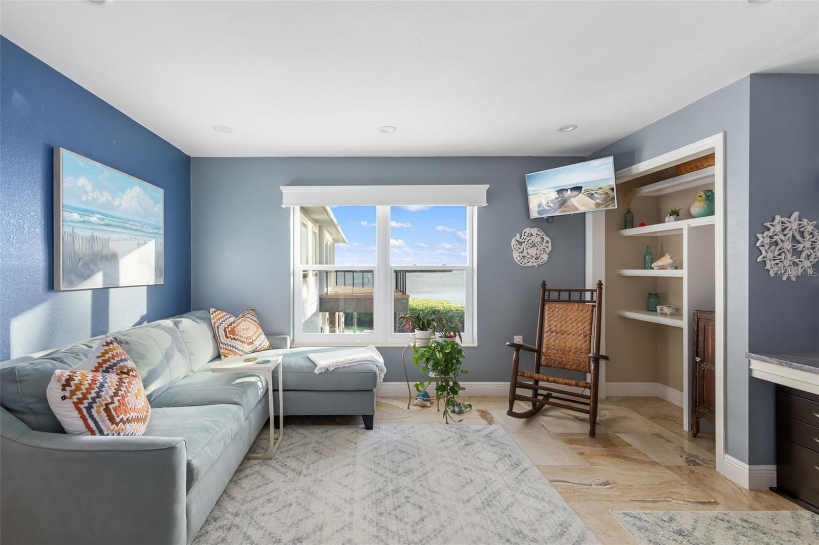 BAY BEACH - Residential