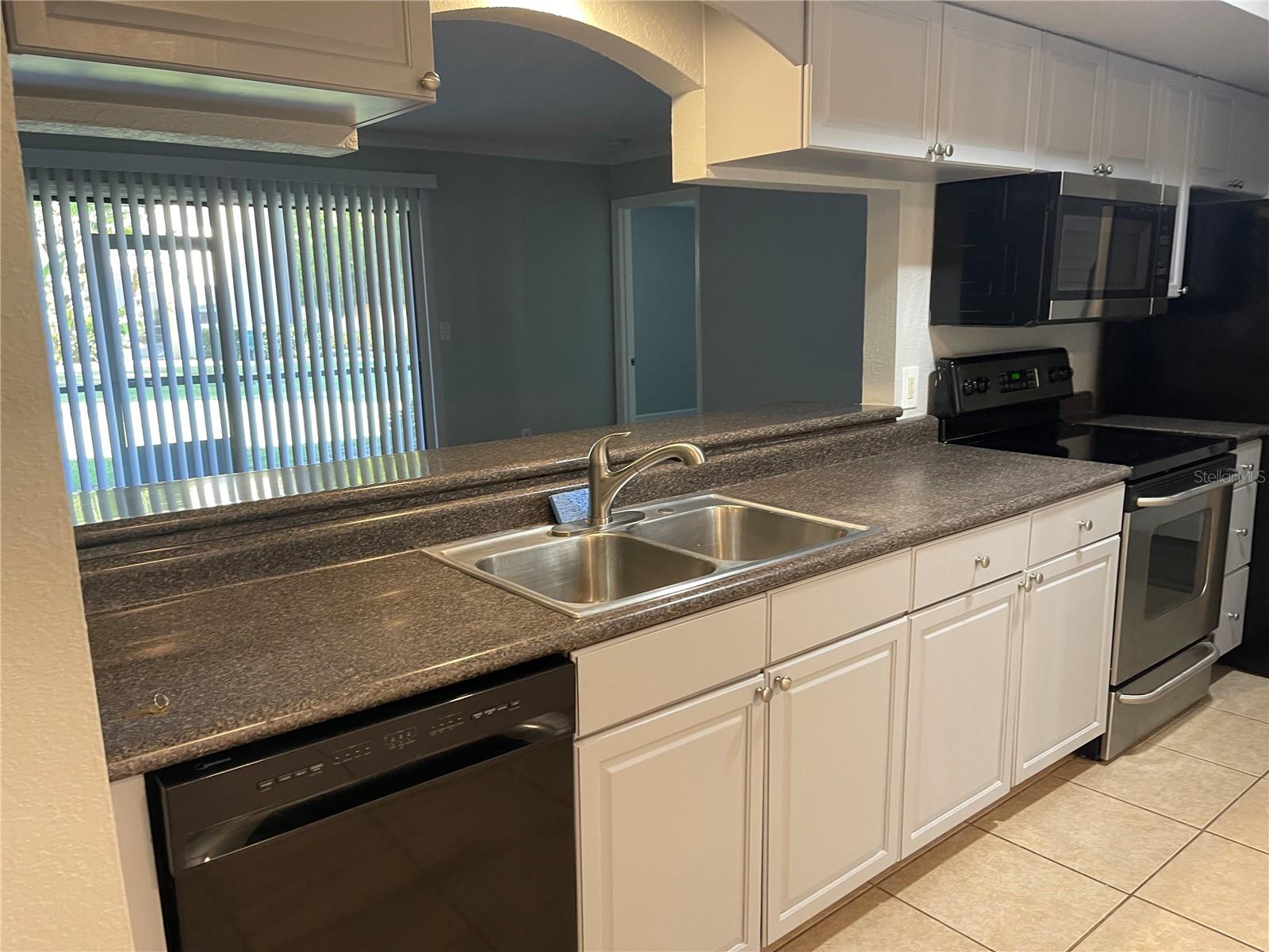 BELLA VISTA ON LAKE - Residential Lease