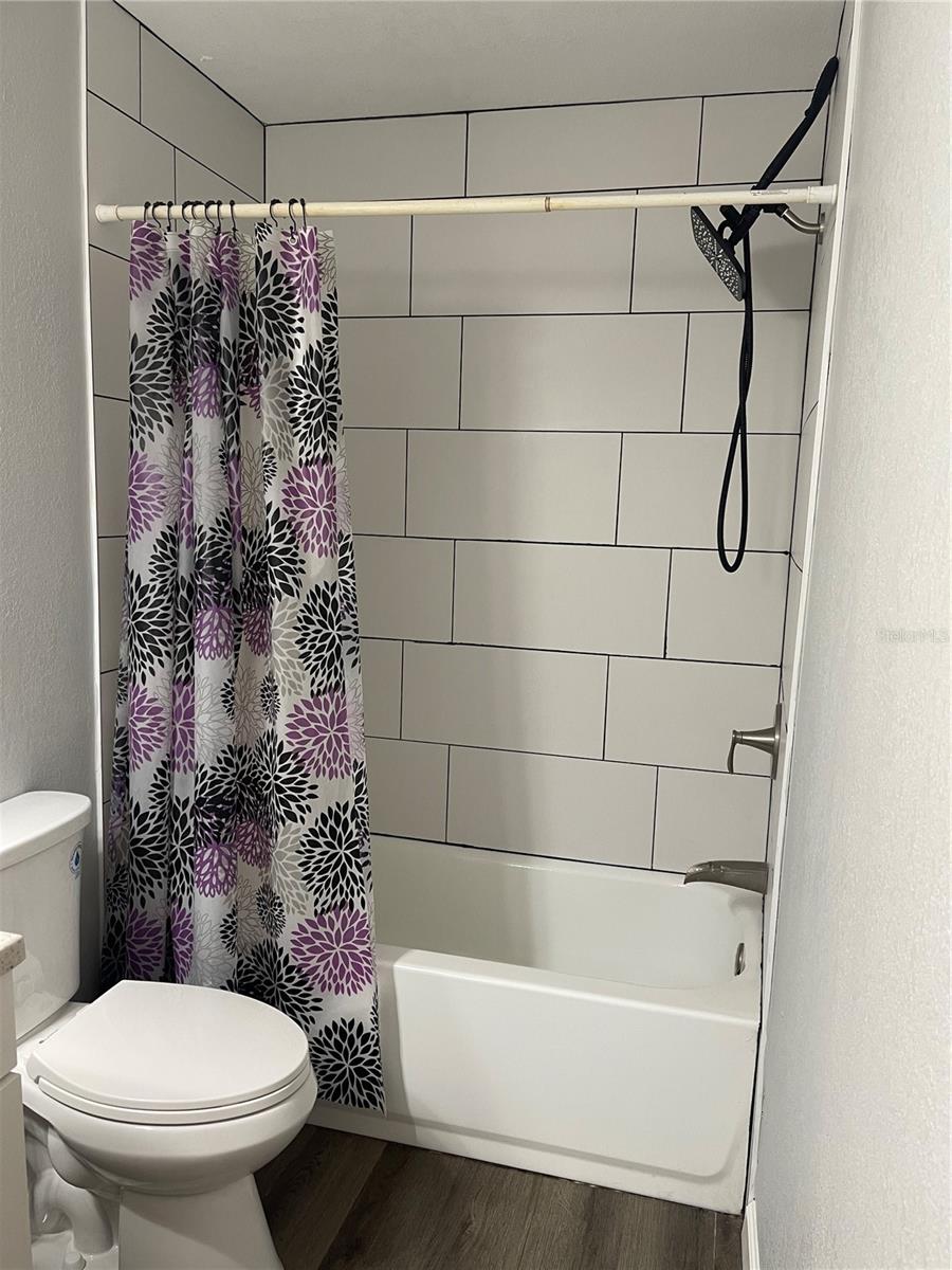 BELLA VISTA ON LAKE - Residential Lease