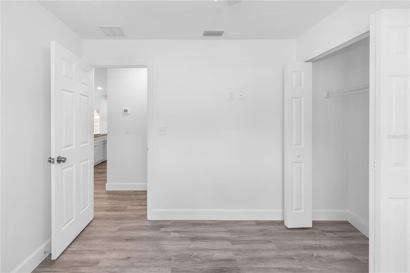 ORANGE CITY HILLS UNIT 04 - Residential