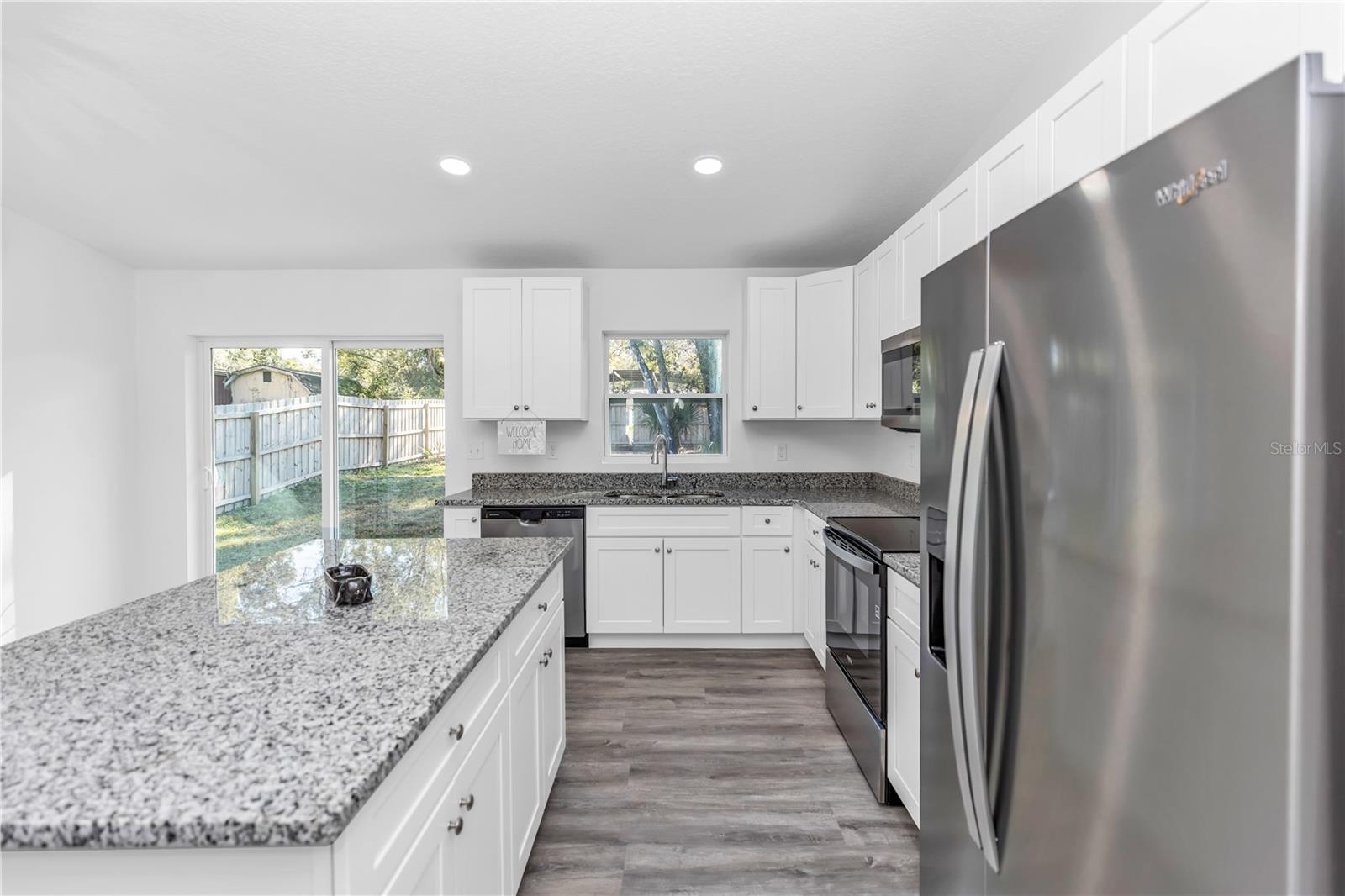 ORANGE CITY HILLS UNIT 04 - Residential