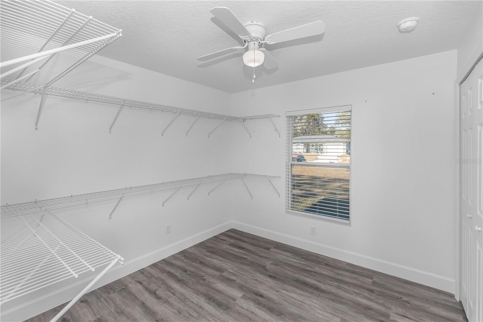 ORANGE CITY HILLS UNIT 04 - Residential