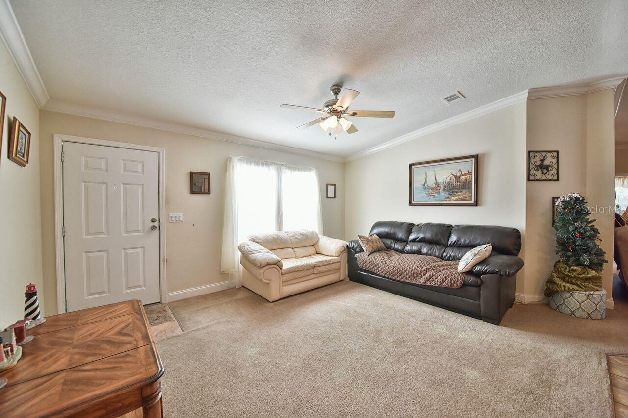 SUN COUNTRY - Residential