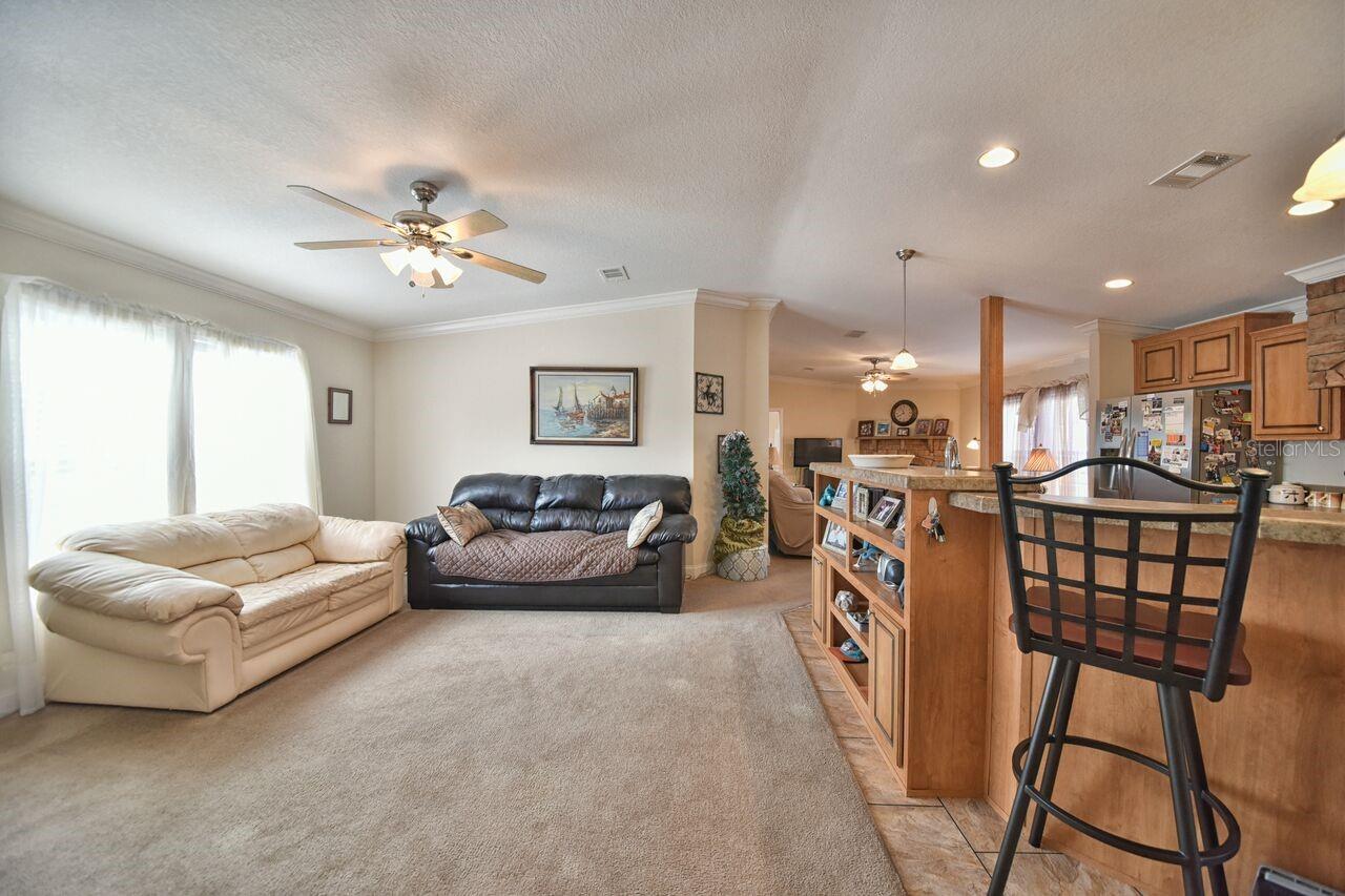 SUN COUNTRY - Residential