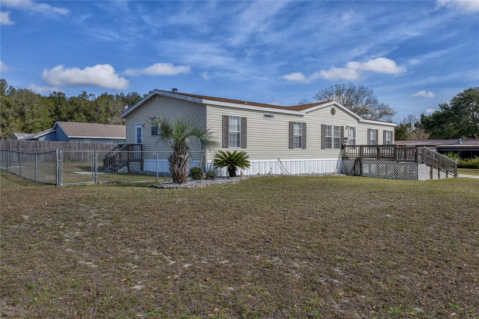 SUN COUNTRY - Residential