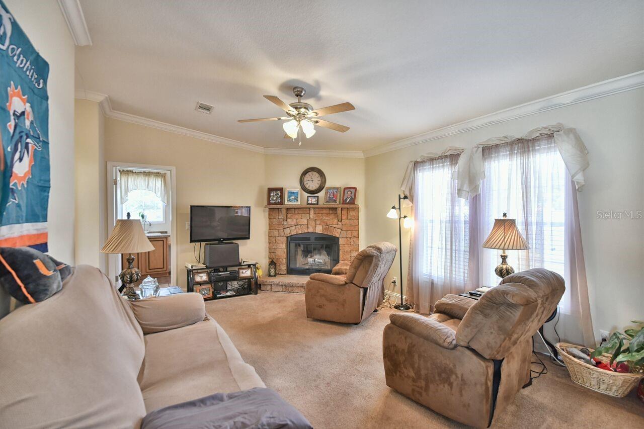 SUN COUNTRY - Residential