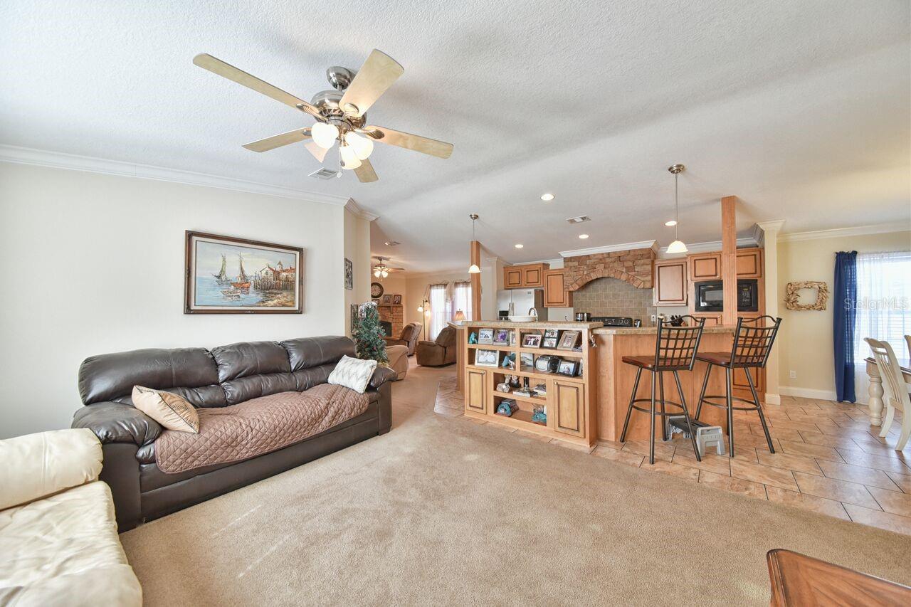SUN COUNTRY - Residential