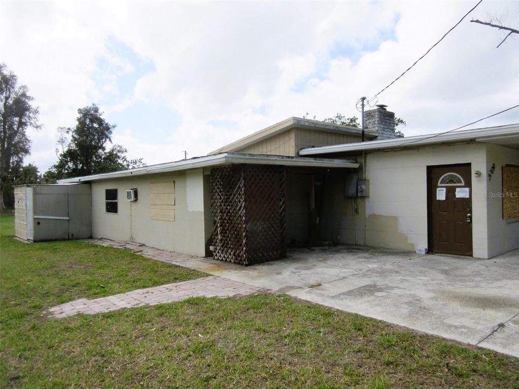 Photo of 2009 Myrtle Avenue, Punta Gorda, FL 33950 (MLS # A4686594)