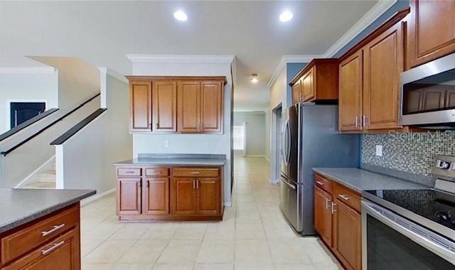 2863 MAPLE BROOK LOOP