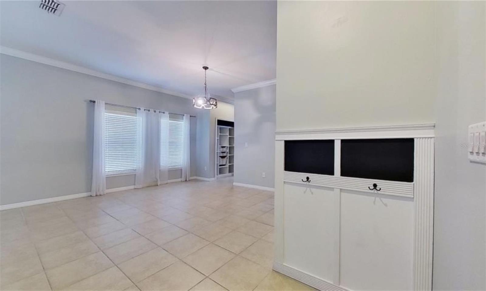 2863 MAPLE BROOK LOOP