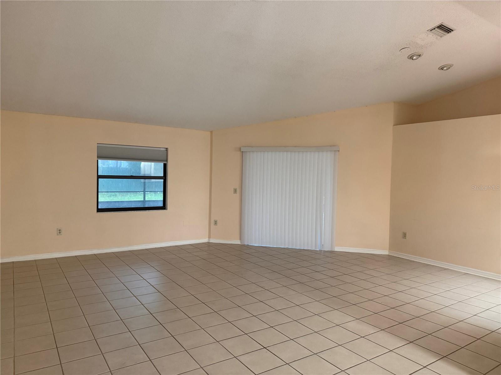 PALM COAST SEC 07 - Residential Lease