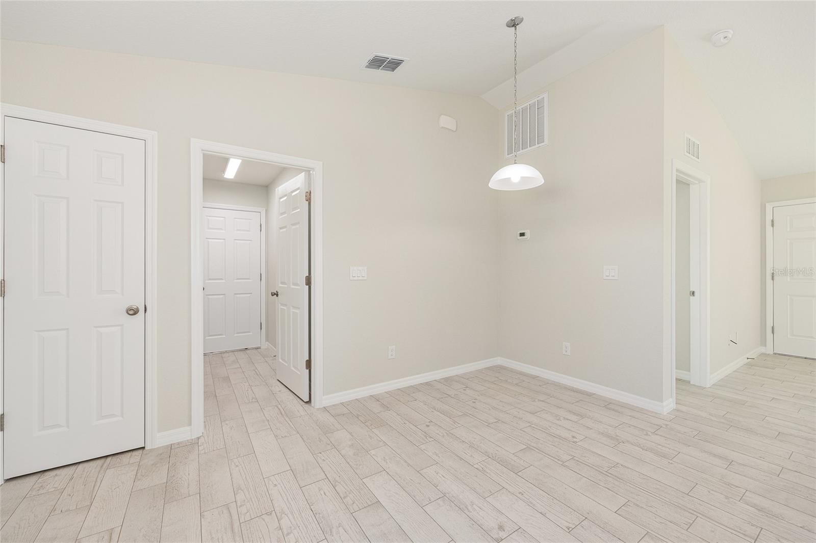 SILVER SPGS SHORES UN 16 - Residential