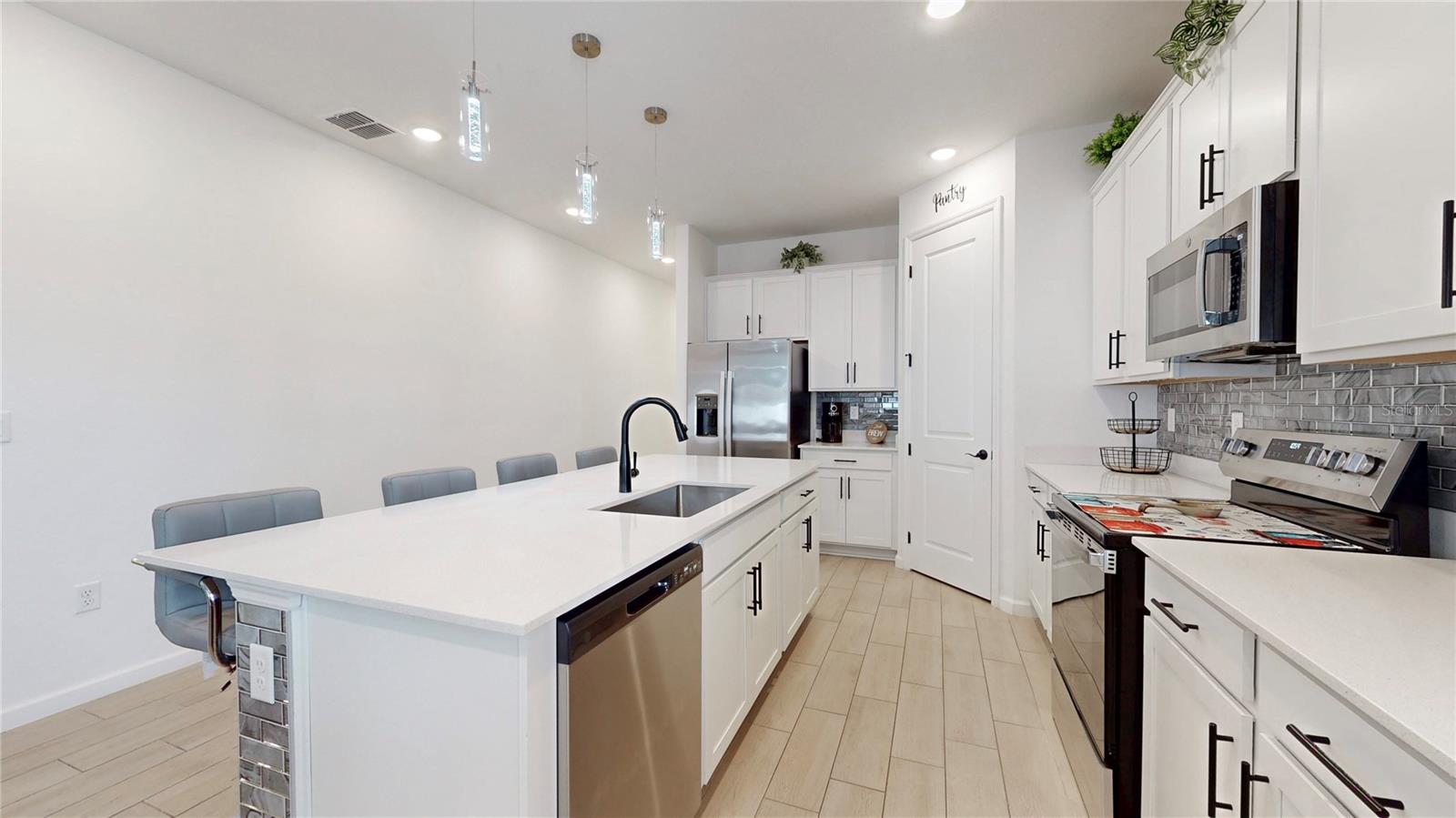 SUTTON PRESERVE - Residential