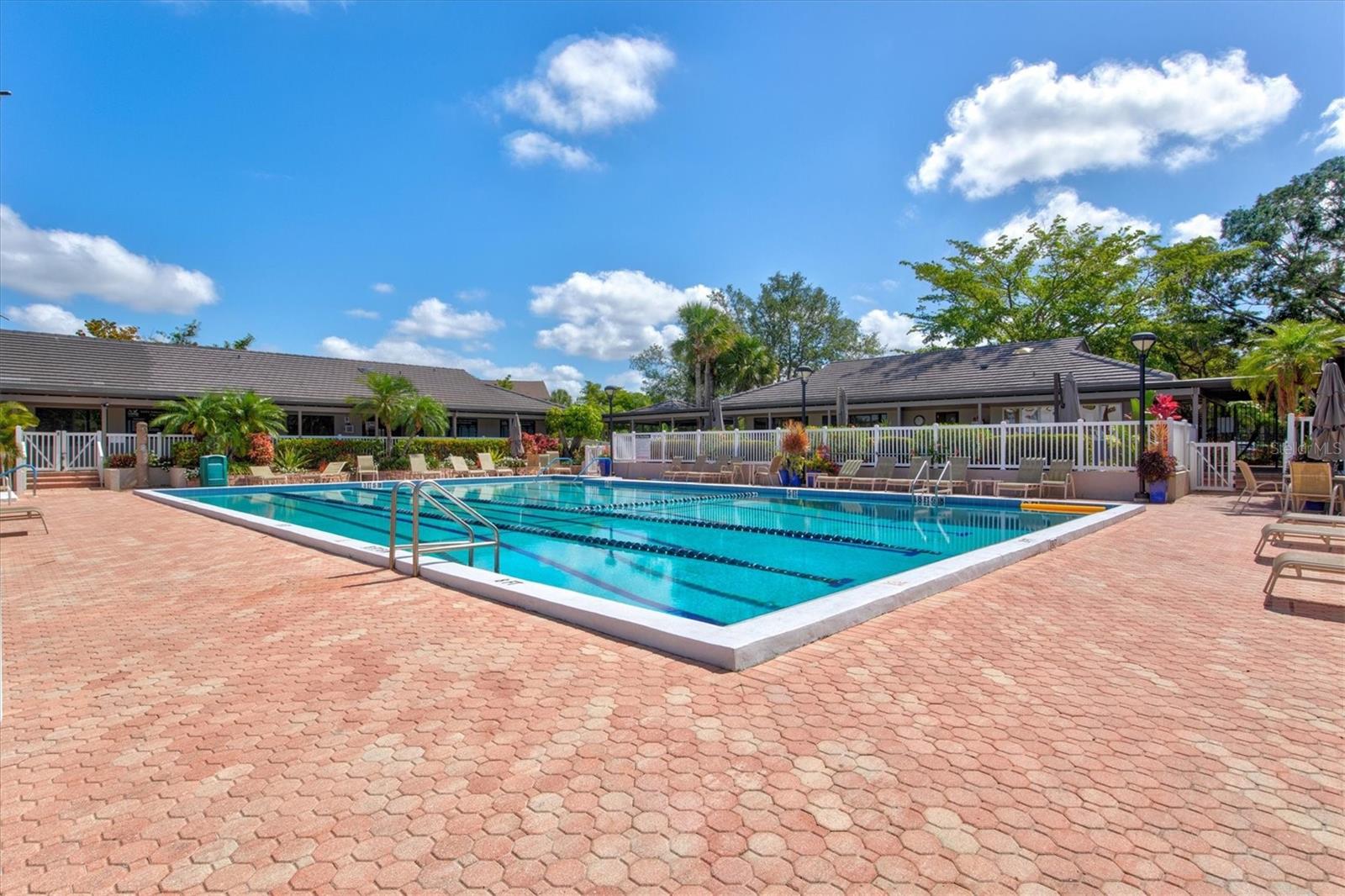 LANDINGS SOUTH V - Residential