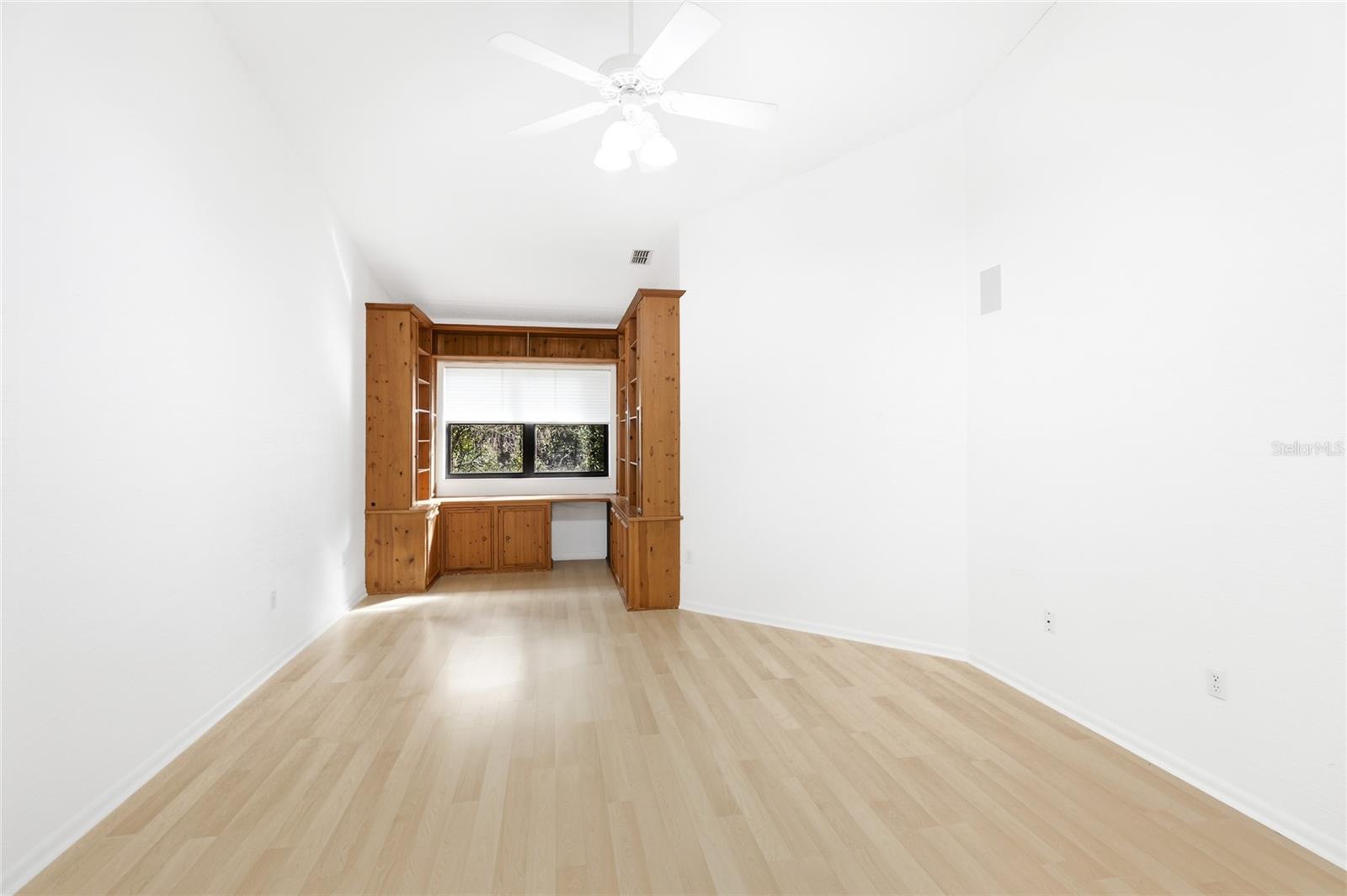 LANDINGS SOUTH V - Residential