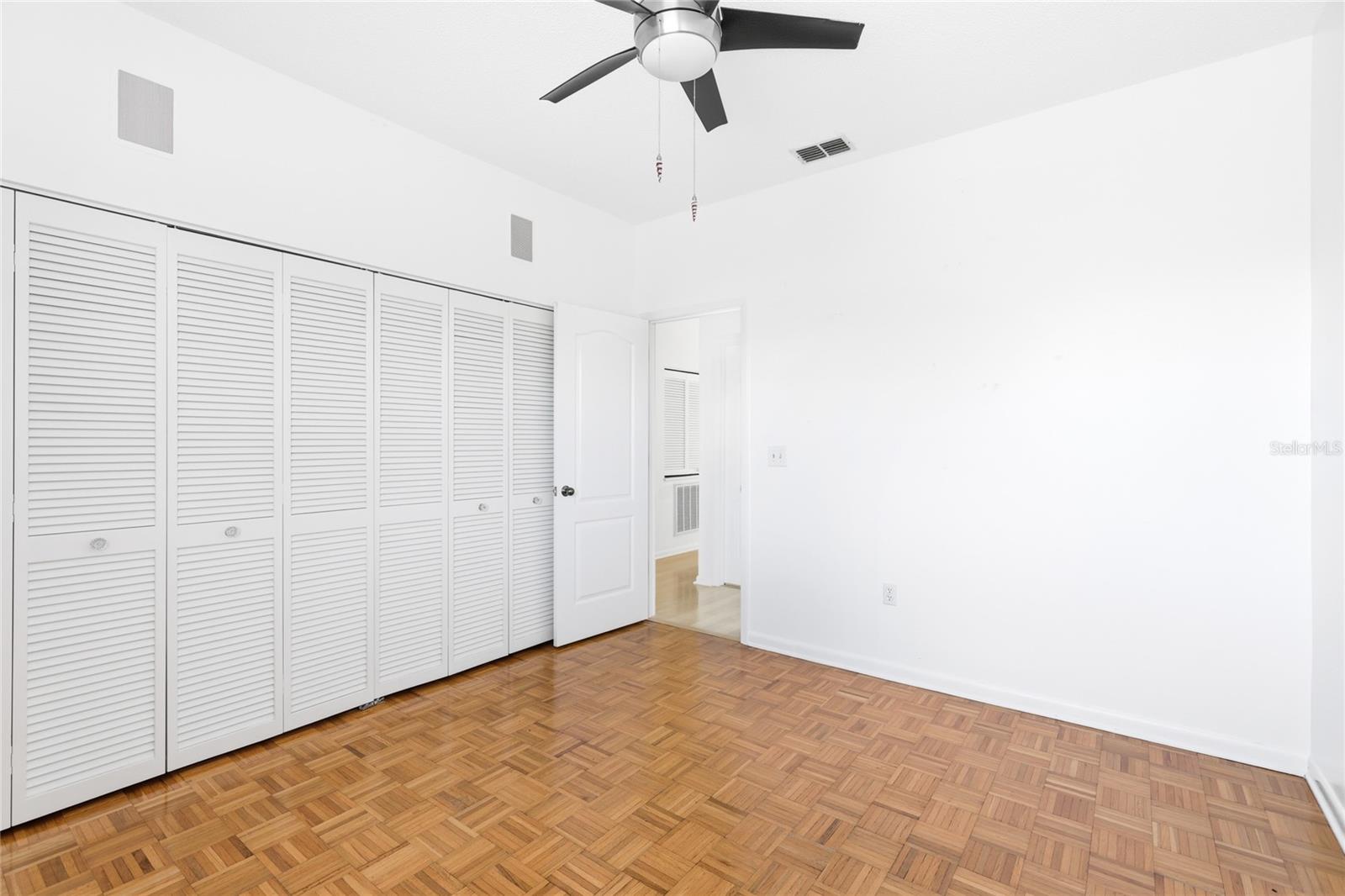 LANDINGS SOUTH V - Residential