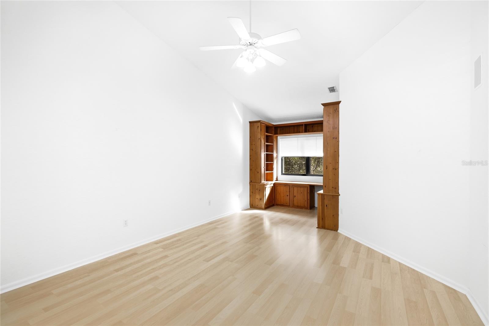 LANDINGS SOUTH V - Residential