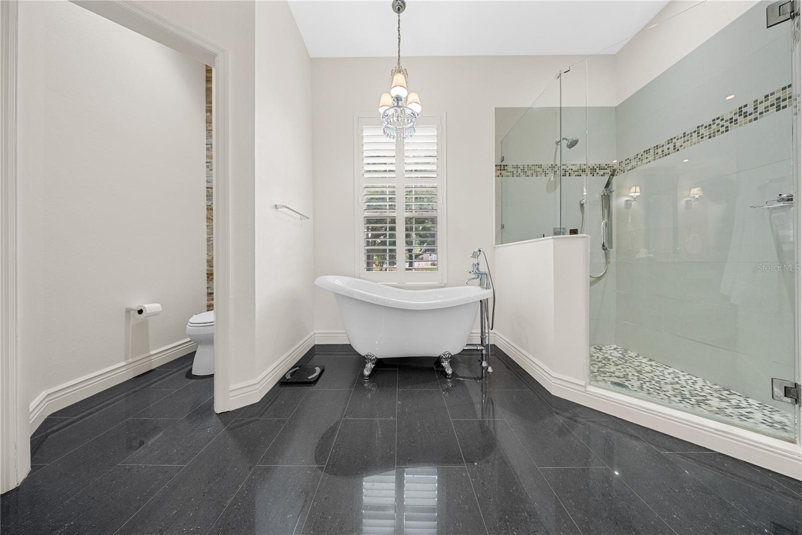 COURTLEIGH PARK - Residential