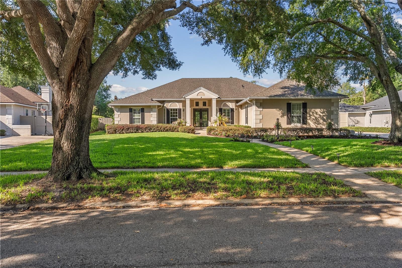 COURTLEIGH PARK - Residential