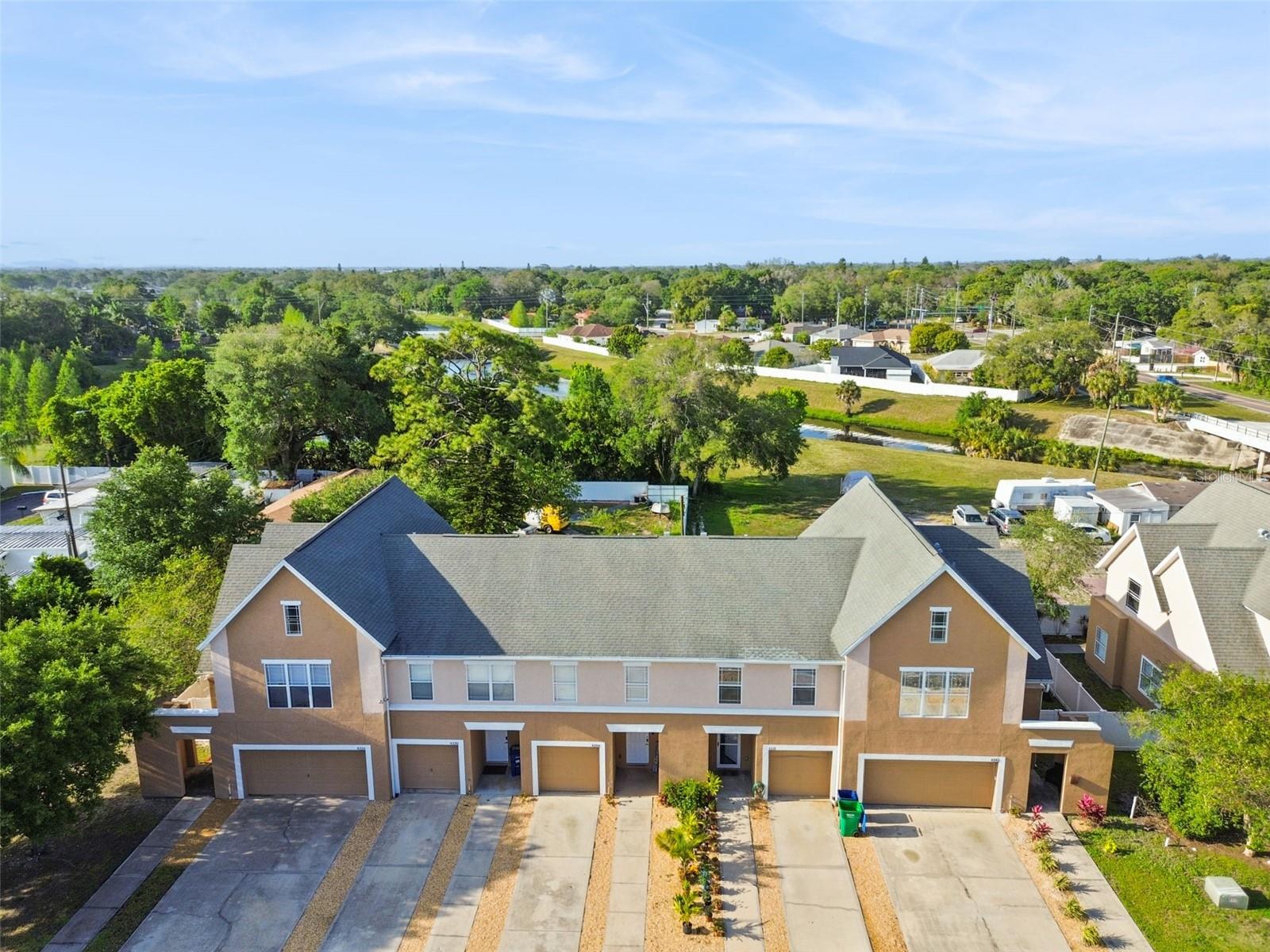 View ST PETERSBURG, FL 33709 townhome