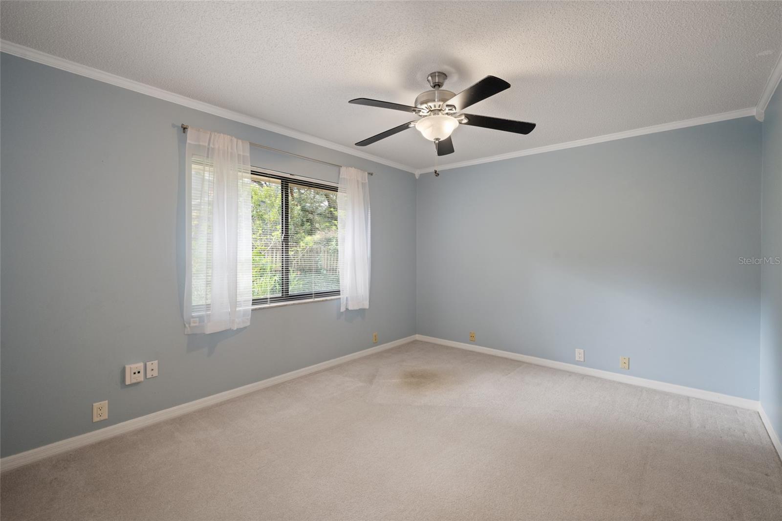 HUNTINGTON - Residential