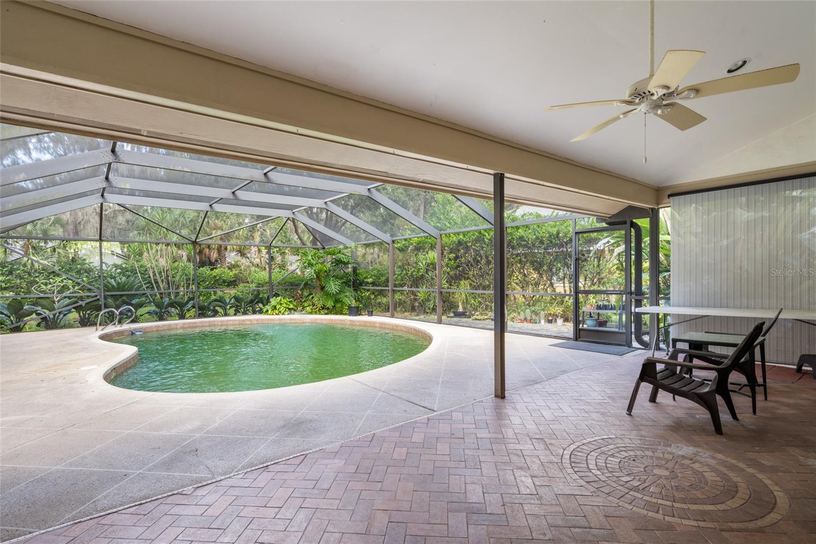 HUNTINGTON - Residential