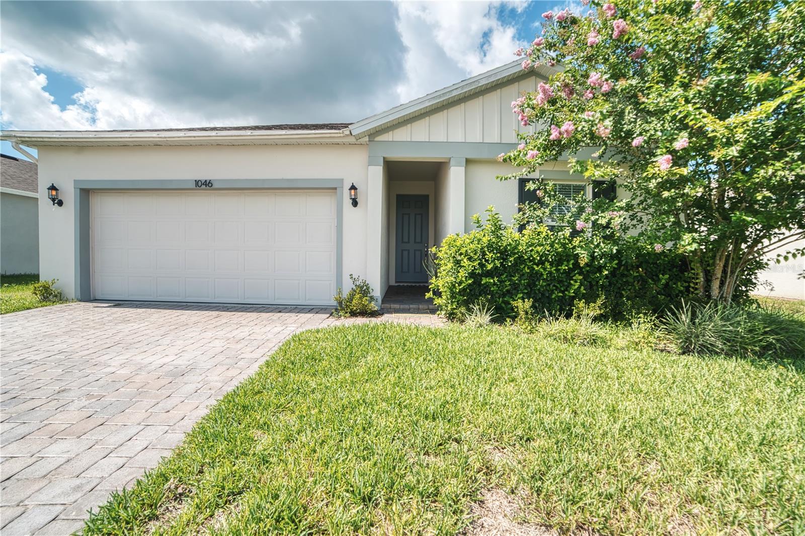 1046 WANDERER DRIVE