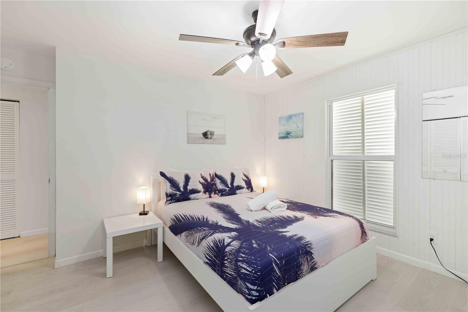 PALMA SOLA BAY ESTATES - Residential