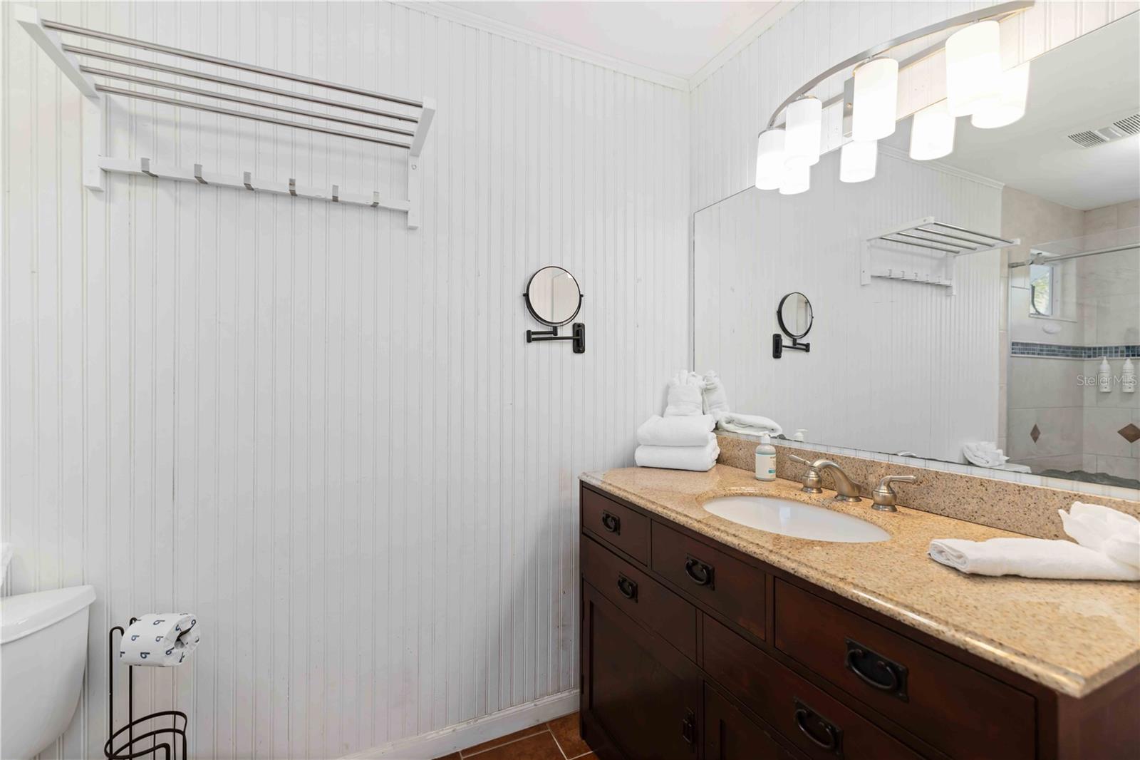 PALMA SOLA BAY ESTATES - Residential