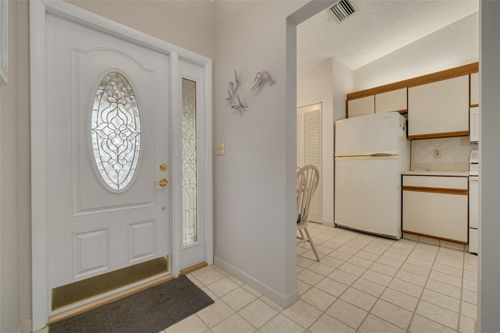 3185 CHARTER CLUB DRIVE B