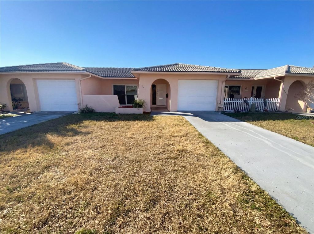 Photo of 5434 Larchmont Court N, Pinellas Park, FL 33782 (MLS # O6387425)