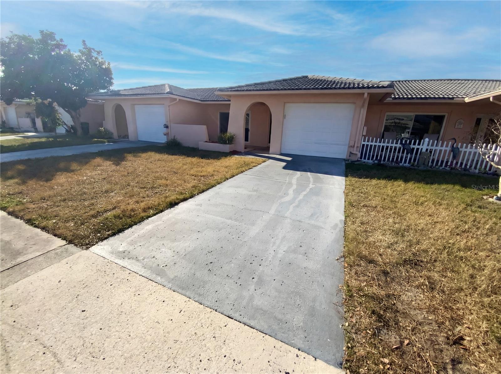 SPRINGWOOD VILLAS - Residential