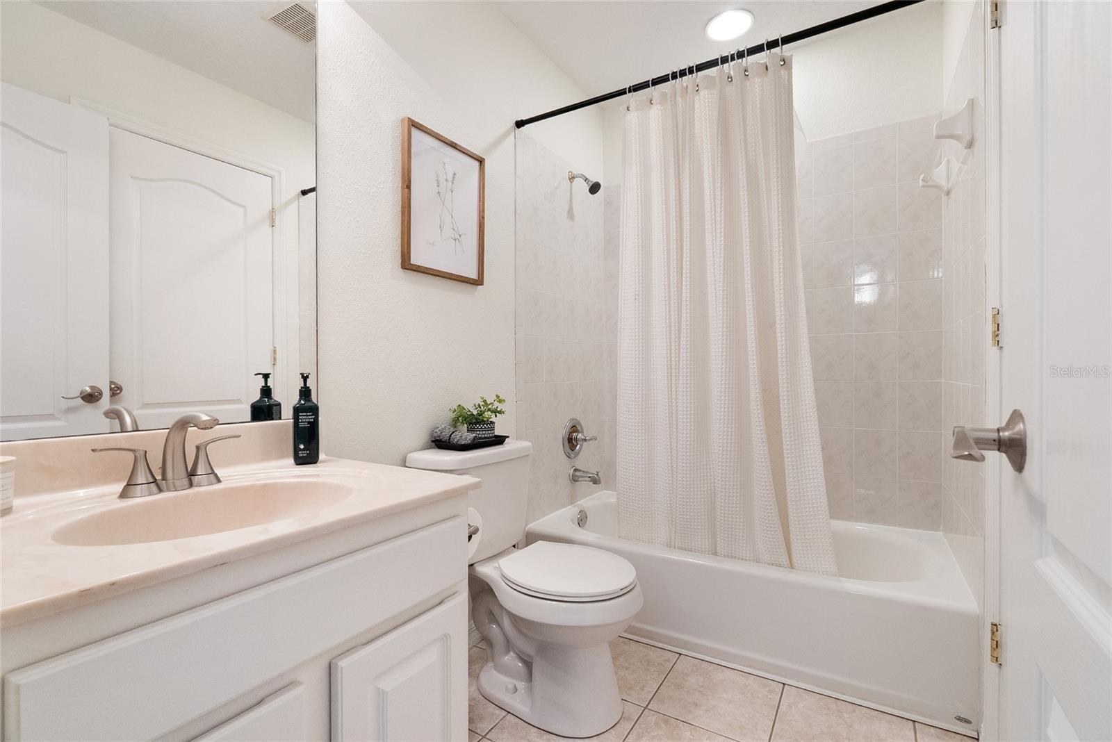 SWEETWATER RIDGE CONDO AT MAGNOLIA POINTE - Residential