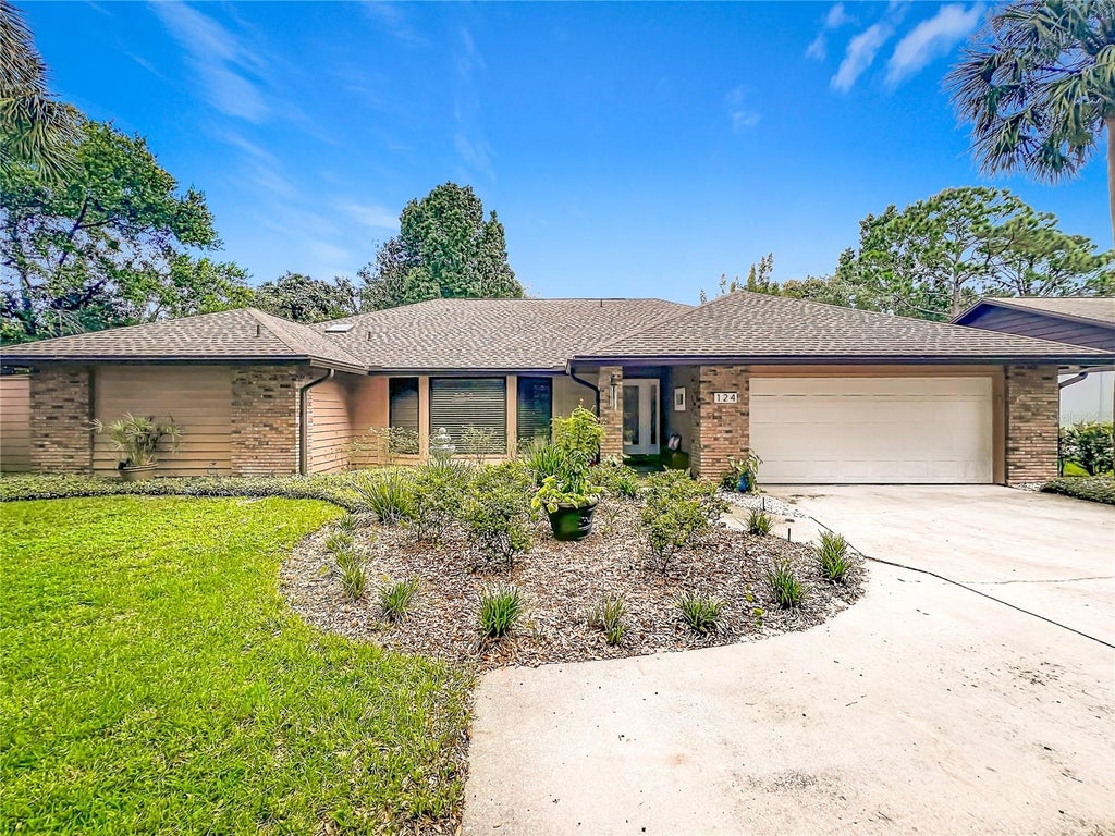Photo of 124 Trafalgar Place, Longwood, FL 32779 (MLS # O6444056)