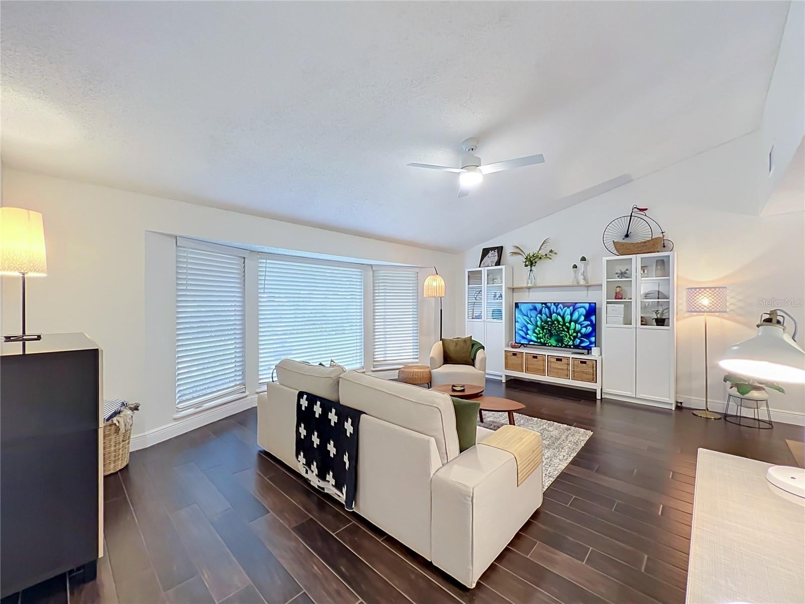 124 TRAFALGAR PLACE
