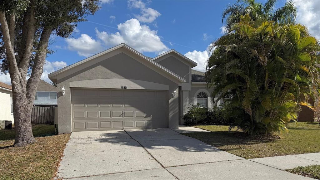 Photo of 10301 Goldenbrook Way, Tampa, FL 33647 (MLS # TB8462042)