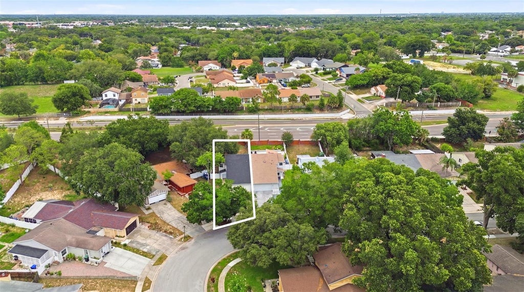 Photo of 7215 Harbor Heights Circle, Orlando, FL 32835 (MLS # TB8516481)