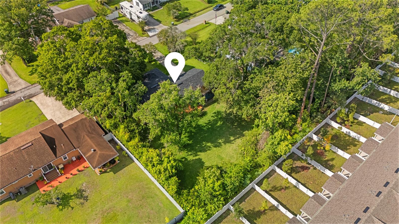 PHILIPS PLACE - Residential