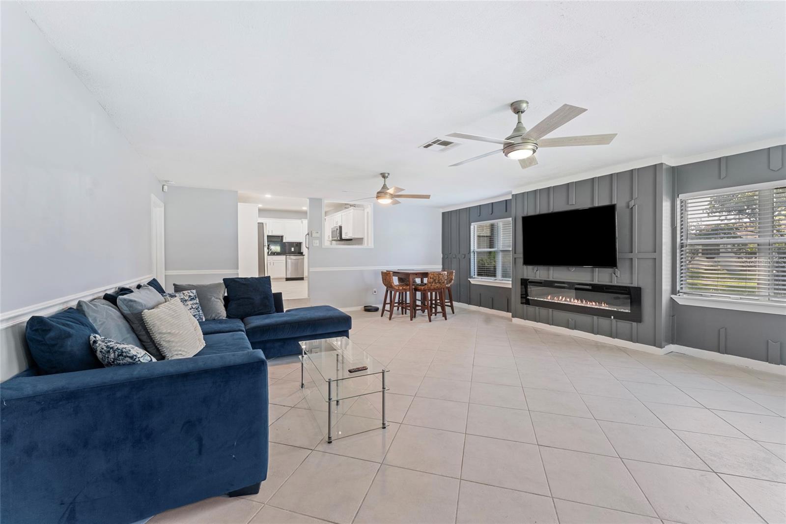 PHILIPS PLACE - Residential