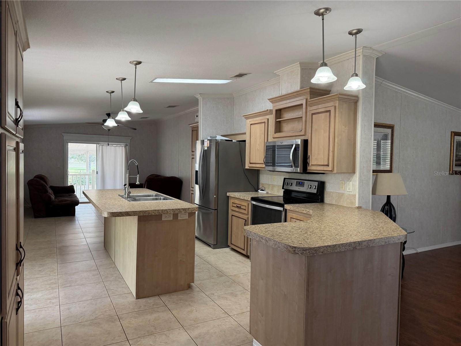 SMALL FARMS - Residential