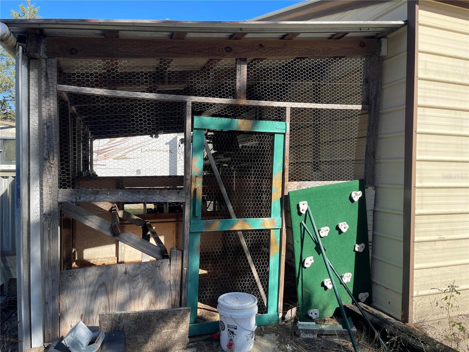 SMALL FARMS - Residential