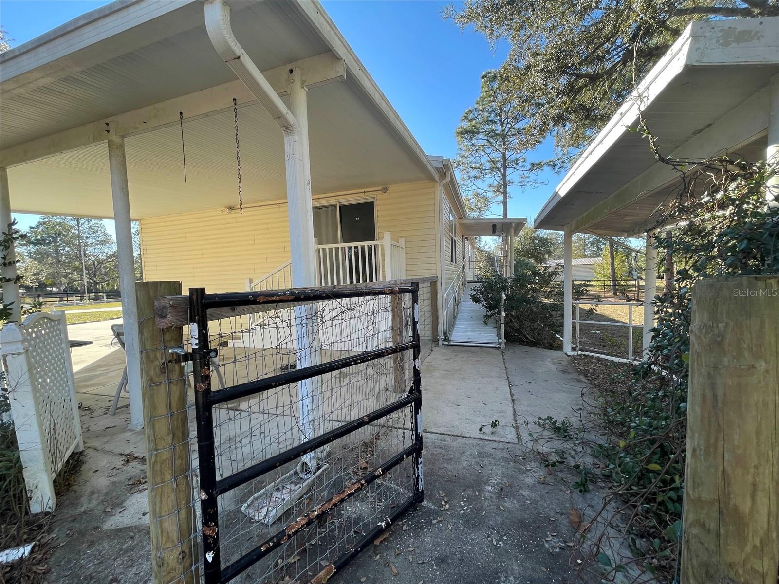 SMALL FARMS - Residential